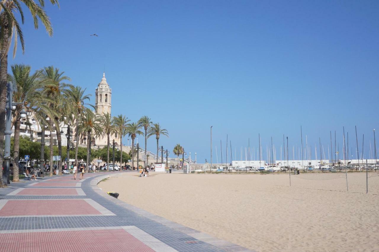 Love Sitges & Beach Luaran gambar